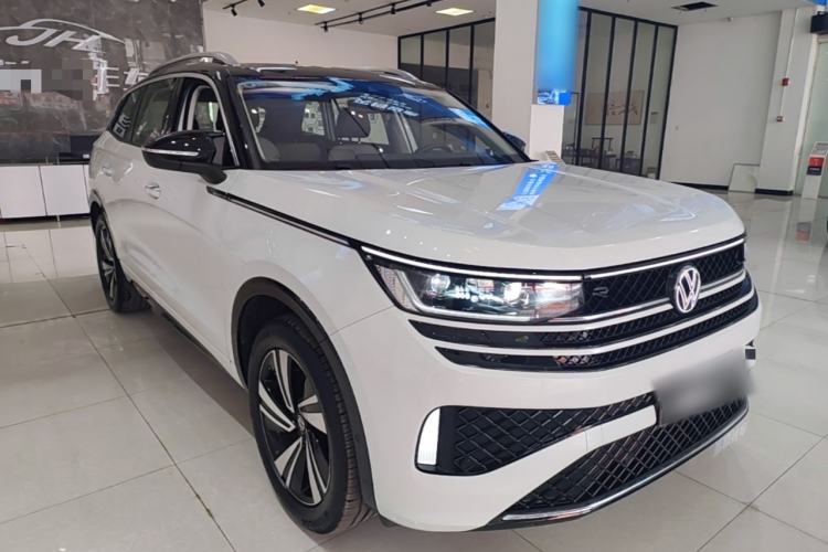 Used Volkswagen Tavendor 2023 380TSI Four-Wheel Drive R-Line Cruise Edition Front Right 45 Deg