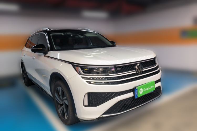 Used Volkswagen Tavendor 2023 380TSI Four-Wheel Drive R-Line Cruise Edition Front Right 45 Deg