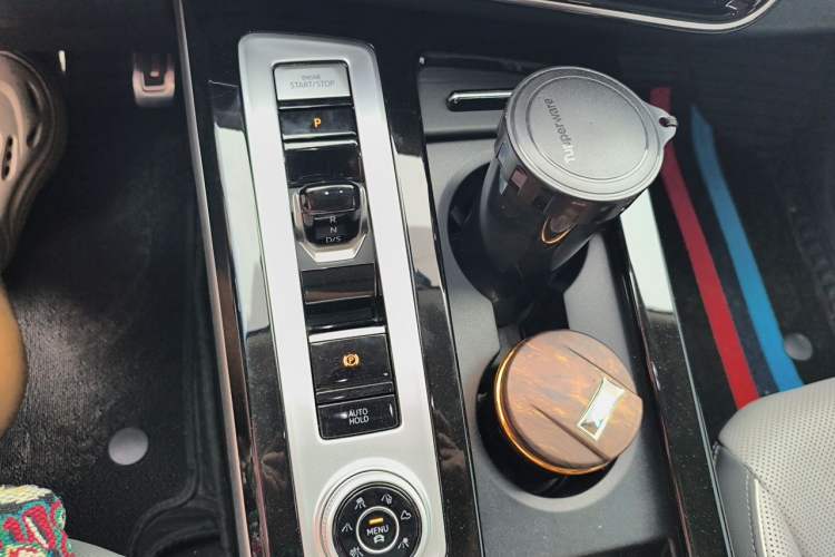 Used Volkswagen Tavendor 2023 380TSI Four-Wheel Drive R-Line Cruise Edition Gear Lever