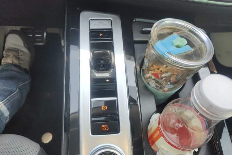 Used Volkswagen Tavendor 2023 380TSI Four-Wheel Drive R-Line Cruise Edition Gear Lever