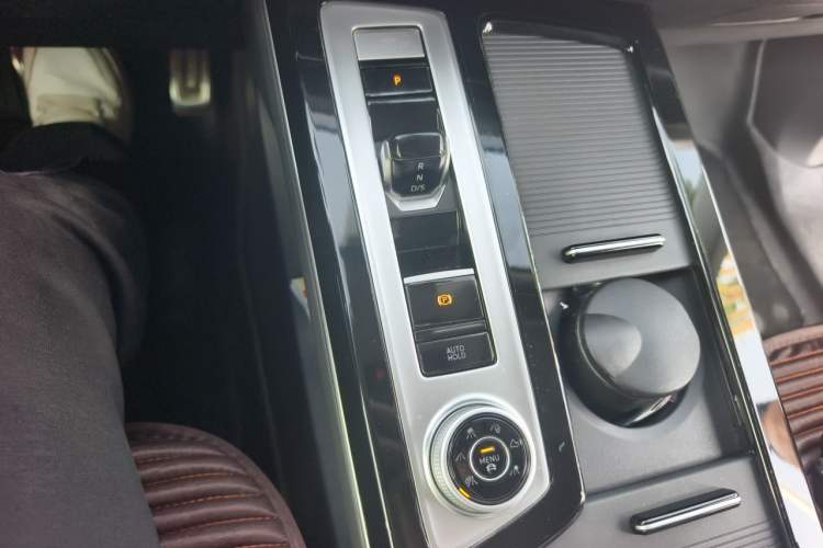 Used Volkswagen Tavendor 2023 380TSI Four-Wheel Drive R-Line Cruise Edition Gear Lever