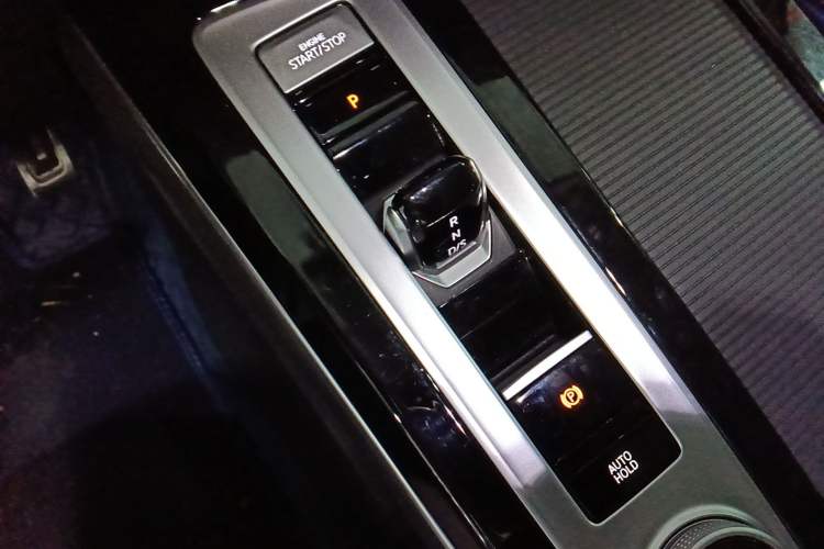 Used Volkswagen Tavendor 2023 380TSI Four-Wheel Drive R-Line Cruise Edition Gear Lever