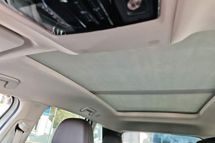 Used Volkswagen Tavendor 2023 380TSI Four-Wheel Drive R-Line Cruise Edition Headliner