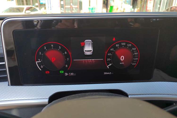 Used Volkswagen Tavendor 2023 330TSI Luxury Touring Edition Instrument Cluster