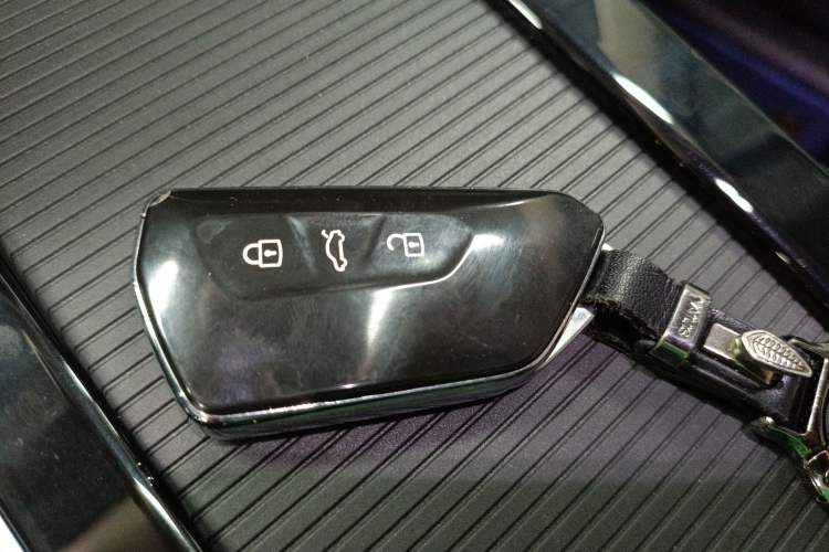 Used Volkswagen Tavendor 2023 380TSI Four-Wheel Drive R-Line Cruise Edition Interior 1