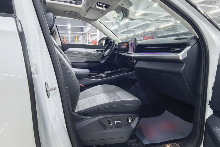 Used Volkswagen Tavendor 2023 380TSI Four-Wheel Drive R-Line Cruise Edition Interior 13