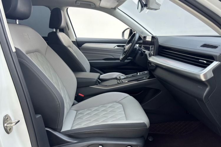 Used Volkswagen Tavendor 2023 380TSI Four-Wheel Drive R-Line Cruise Edition Interior 2