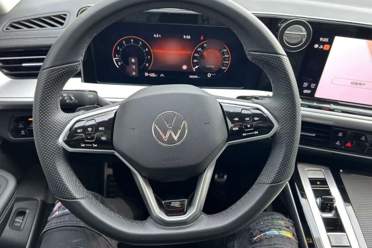 Used Volkswagen Tavendor 2023 380TSI Four-Wheel Drive R-Line Cruise Edition Interior 2