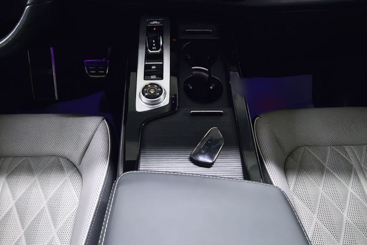 Used Volkswagen Tavendor 2023 380TSI Four-Wheel Drive R-Line Cruise Edition Interior 7