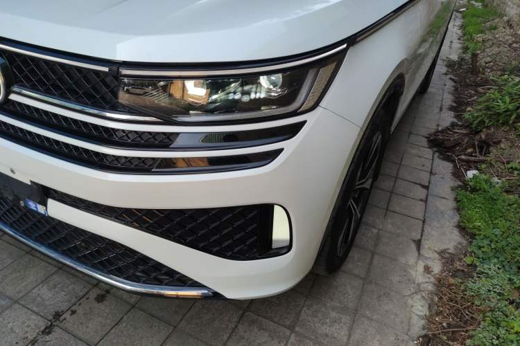 Used Volkswagen Tavendor 2023 380TSI Four-Wheel Drive R-Line First Edition Left Front Headlight