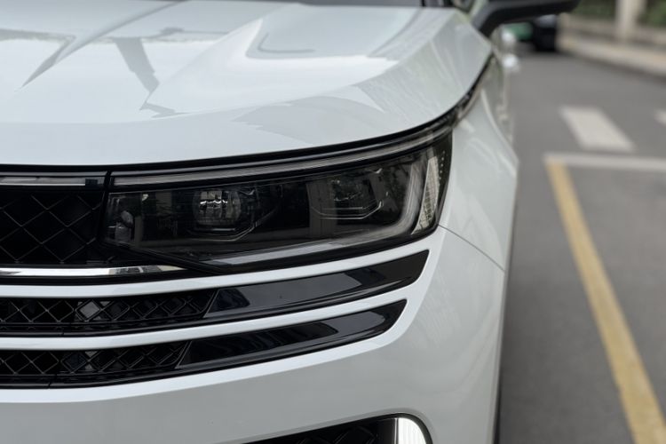 Used Volkswagen Tavendor 2023 380TSI Four-Wheel Drive R-Line First Edition Left Front Headlight