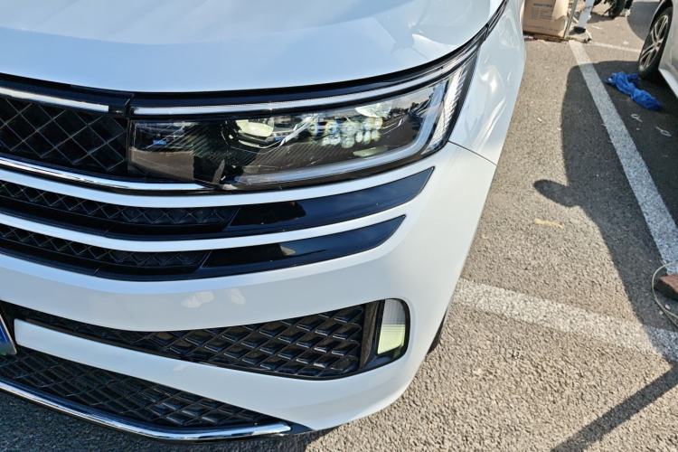 Used Volkswagen Tavendor 2023 380TSI Four-Wheel Drive R-Line Cruise Edition Left Front Headlight