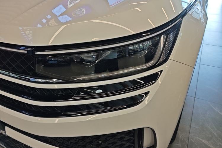 Used Volkswagen Tavendor 2023 380TSI Four-Wheel Drive R-Line First Edition Left Front Headlight