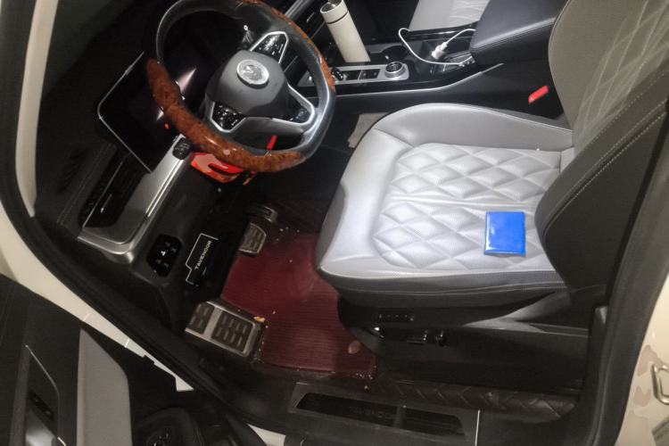 Used Volkswagen Tavendor 2023 380TSI Four-Wheel Drive R-Line First Edition Left Front Seat
