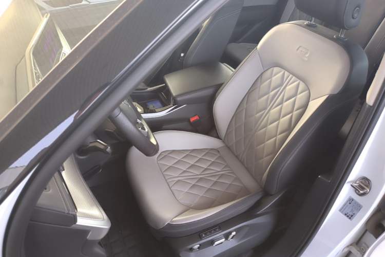 Used Volkswagen Tavendor 2023 380TSI Four-Wheel Drive R-Line Cruise Edition Left Front Seat