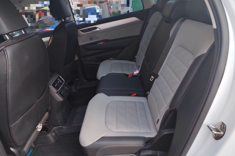 Used Volkswagen Tavendor 2023 330TSI Luxury Touring Edition Left Rear Seat