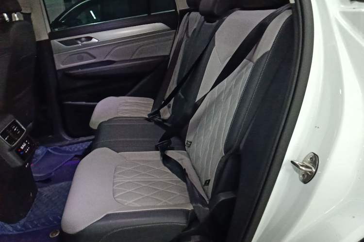 Used Volkswagen Tavendor 2023 380TSI Four-Wheel Drive R-Line Cruise Edition Left Rear Seat