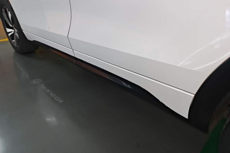 Used Volkswagen Tavendor 2023 380TSI Four-Wheel Drive R-Line Cruise Edition Left Side Sill