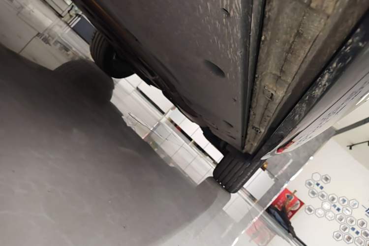 Used Volkswagen Tavendor 2023 380TSI Four-Wheel Drive R-Line Cruise Edition Left Side Sill
