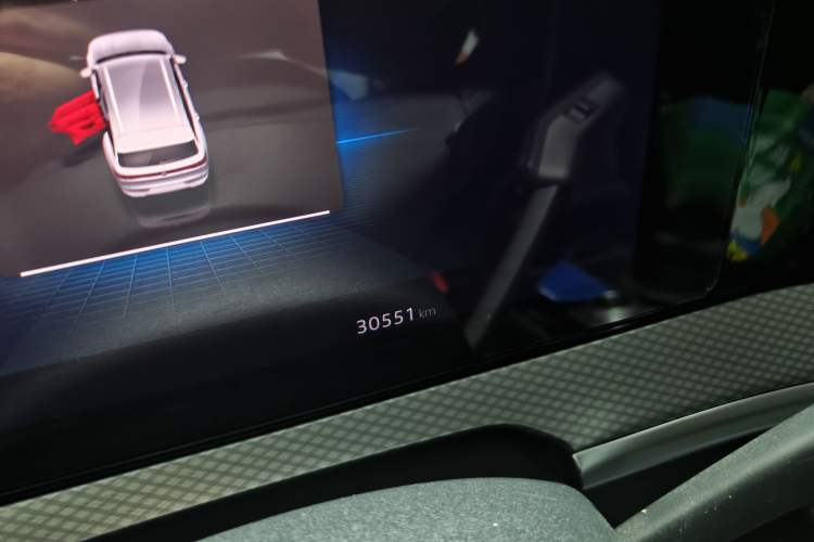 Used Volkswagen Tavendor 2023 380TSI Four-Wheel Drive R-Line Cruise Edition Odometer Close Up