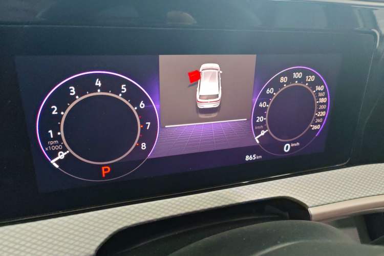 Used Volkswagen Tavendor 2023 380TSI All-Wheel Drive R-Line Journey Edition Odometer Close Up