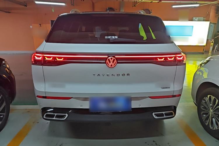 Used Volkswagen Tavendor 2023 380TSI Four-Wheel Drive R-Line Cruise Edition Rear