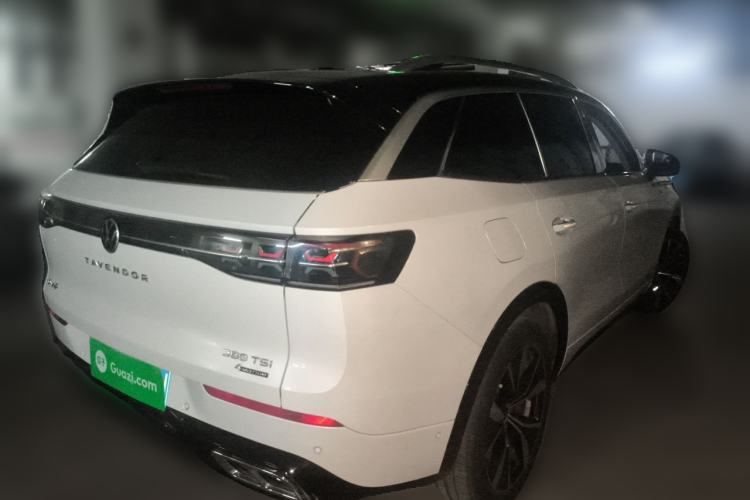 Used Volkswagen Tavendor 2023 380TSI Four-Wheel Drive R-Line First Edition Rear Right 45 Deg