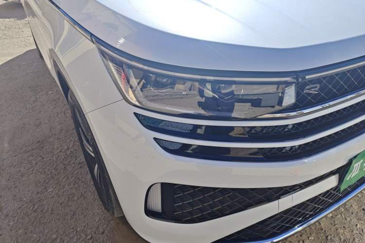Used Volkswagen Tavendor 2023 380TSI Four-Wheel Drive R-Line Cruise Edition Right Front Headlight