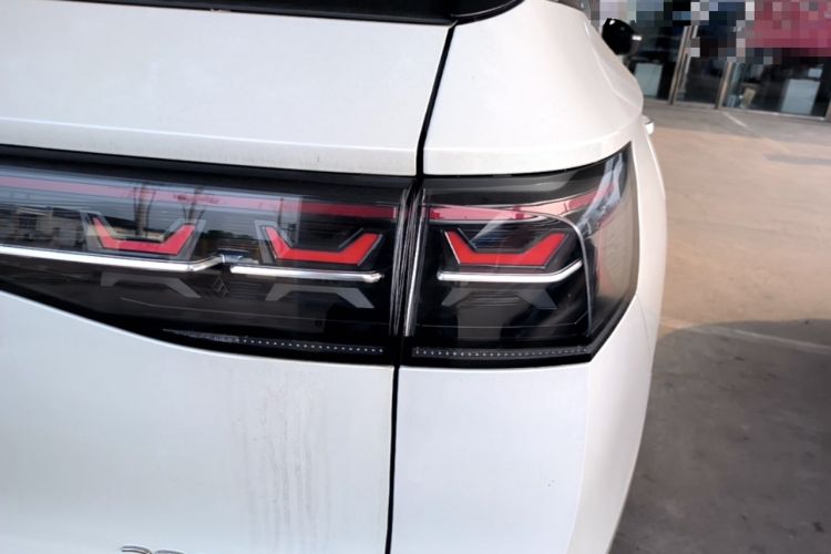Used Volkswagen Tavendor 2023 380TSI Four-Wheel Drive R-Line Cruise Edition Right Rear Taillight