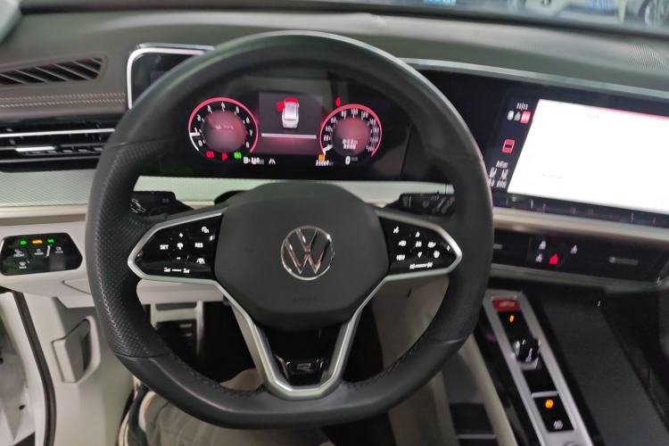 Used Volkswagen Tavendor 2023 380TSI Four-Wheel Drive R-Line First Edition Steering Wheel