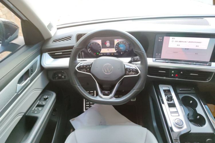Used Volkswagen Tavendor 2023 380TSI Four-Wheel Drive R-Line First Edition Steering Wheel