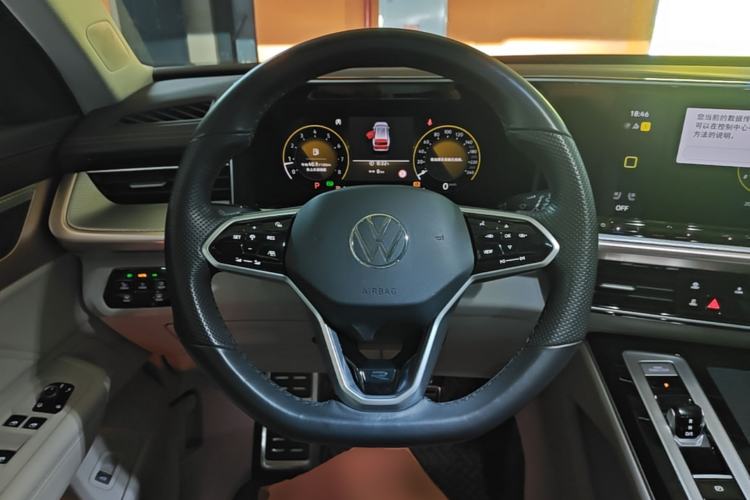Used Volkswagen Tavendor 2023 380TSI Four-Wheel Drive R-Line Cruise Edition Steering Wheel