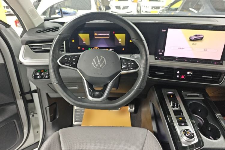 Used Volkswagen Tavendor 2023 380TSI Four-Wheel Drive R-Line Cruise Edition Steering Wheel