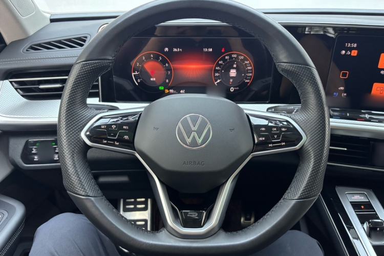 Used Volkswagen Tavendor 2023 380TSI Four-Wheel Drive R-Line Cruise Edition Steering Wheel