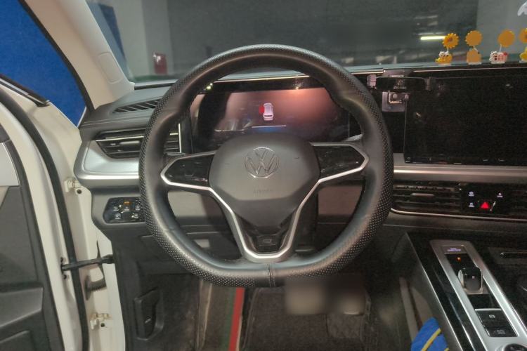 Used Volkswagen Tavendor 2023 380TSI Four-Wheel Drive R-Line Cruise Edition Steering Wheel