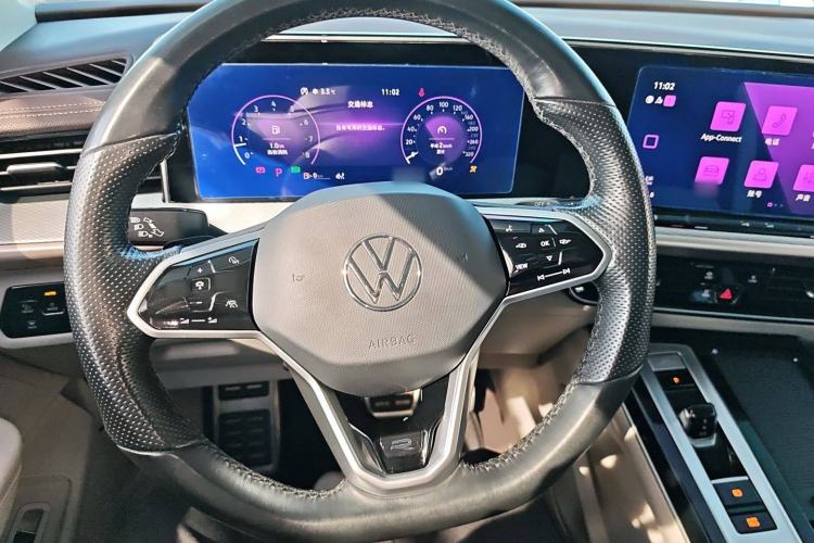 Used Volkswagen Tavendor 2023 380TSI Four-Wheel Drive R-Line Cruise Edition Steering Wheel