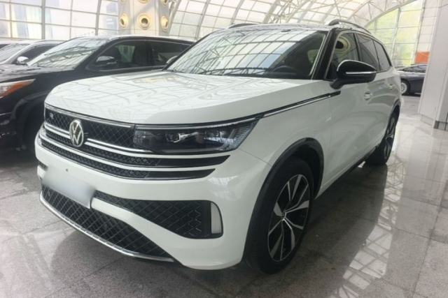Used Volkswagen Tavendor 2023 380TSI All-Wheel Drive R-Line Journey Edition
