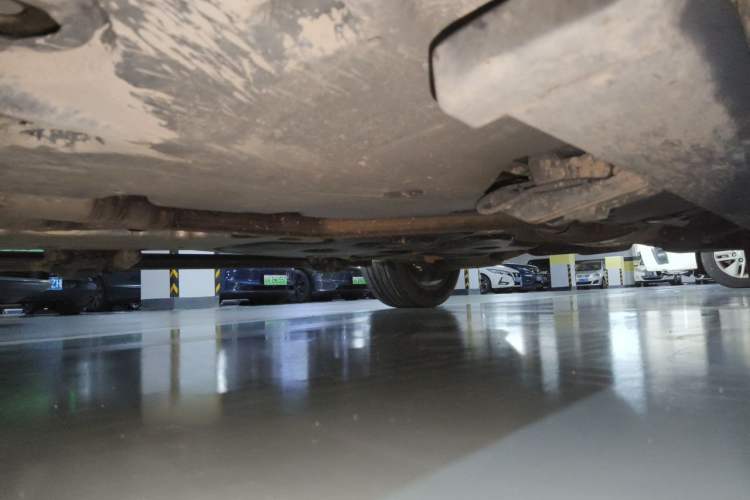 Used Volkswagen Tavendor 2024 380TSI All-Wheel-Drive R-Line Ambition Edition Chassis Front Left