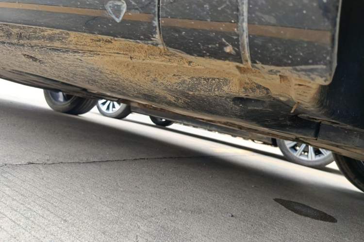 Used Volkswagen Tavendor 2024 380TSI All-Wheel-Drive R-Line Ambition Edition Chassis Front Right