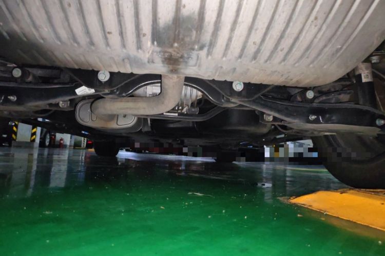 Used Volkswagen Tavendor 2024 380TSI All-Wheel Drive R-Line Cruise Edition Chassis Rear