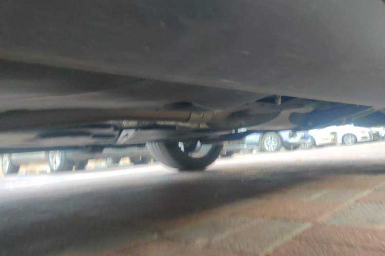 Used Volkswagen Tavendor 2024 380TSI All-Wheel Drive R-Line Cruise Edition Chassis Rear Left