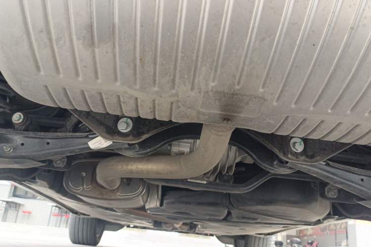 Used Volkswagen Tavendor 2024 380TSI All-Wheel-Drive R-Line Cruise Premium Edition Chassis Rear