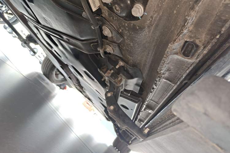 Used Volkswagen Tavendor 2024 380TSI All-Wheel Drive R-Line Cruise Edition Chassis Rear Right