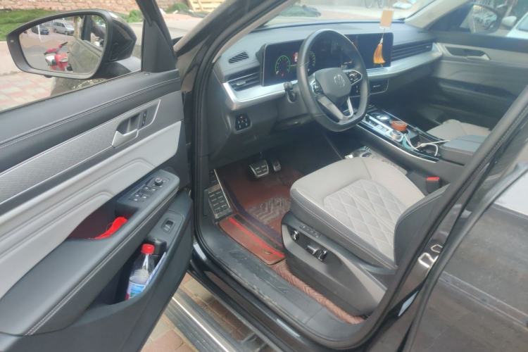 Used Volkswagen Tavendor 2024 380TSI All-Wheel Drive R-Line Cruise Edition Driver Seat