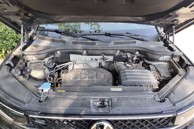 Used Volkswagen Tavendor 2024 380TSI All-Wheel Drive R-Line Cruise Edition Engine Bay