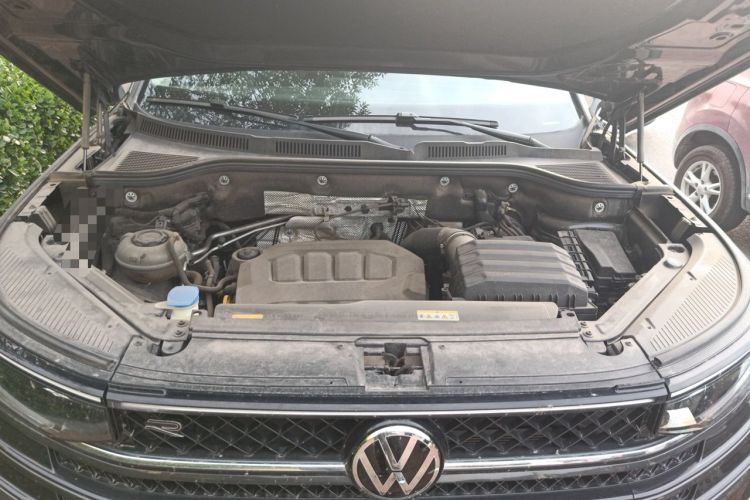 Used Volkswagen Tavendor 2024 380TSI All-Wheel Drive R-Line Cruise Edition Engine Bay