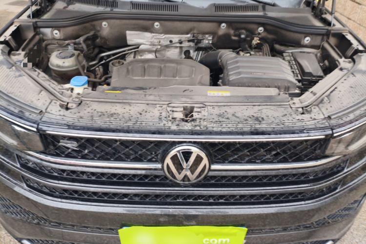 Used Volkswagen Tavendor 2024 380TSI All-Wheel-Drive R-Line Cruise Premium Edition Engine Bay