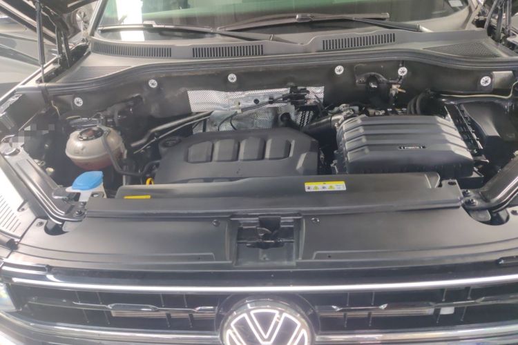 Used Volkswagen Tavendor 2024 330TSI Luxury Touring - All-Inclusive Edition Engine Bay