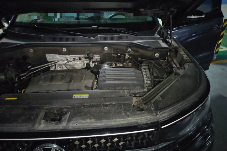 Used Volkswagen Tavendor 2024 380TSI All-Wheel Drive R-Line Cruise Edition Engine Bay Left