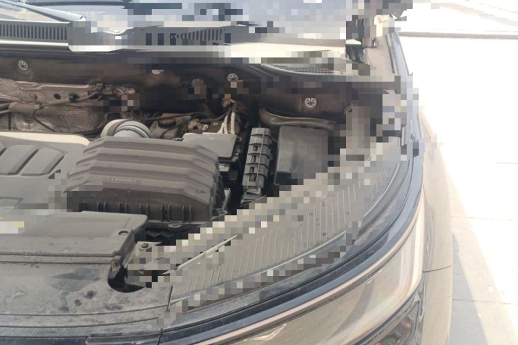 Used Volkswagen Tavendor 2024 380TSI All-Wheel-Drive R-Line Cruise Premium Edition Engine Bay Left